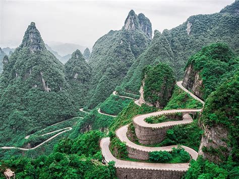 what are some geographic features of china
